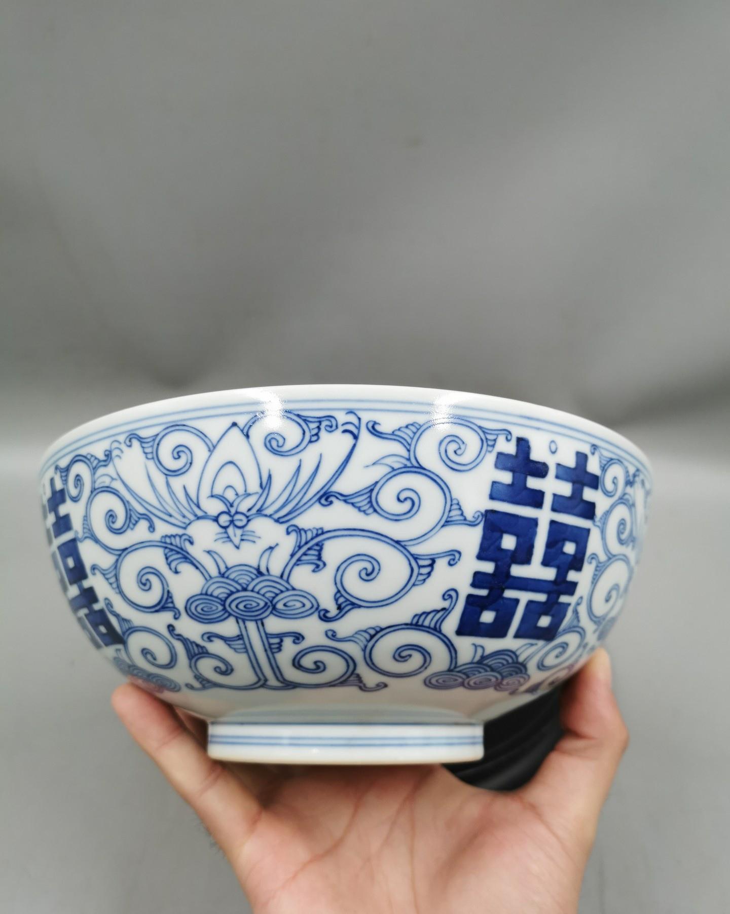 中国美術 青花 染付 纏枝蓮花紋 碗 φ18cm N809アンティーク
