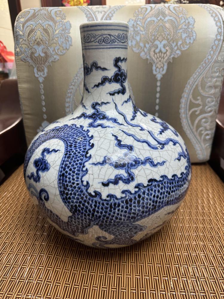 青花龙纹天球瓶，鉴定结果2023年07月30日-唐珍收藏